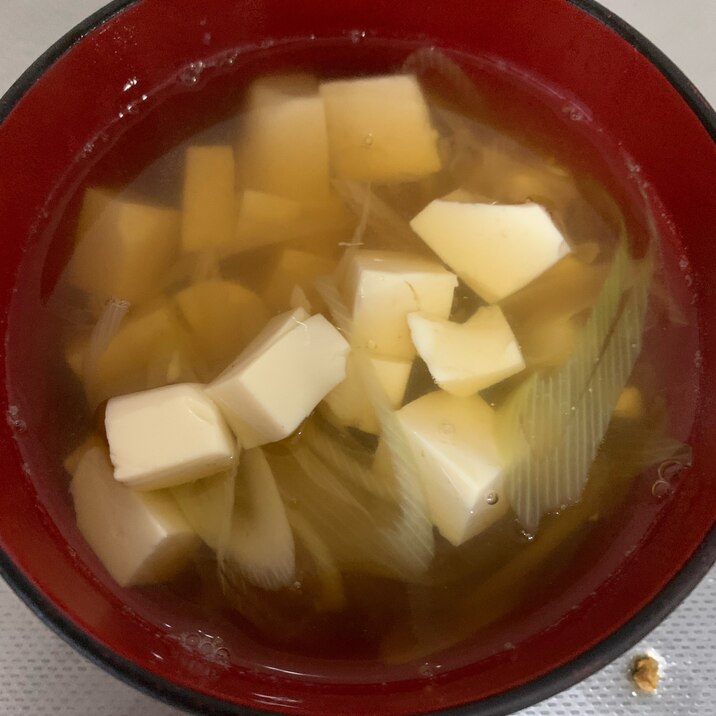 豆腐とネギの和風スープ